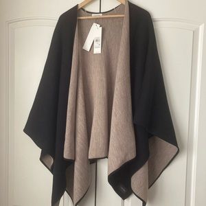 Calvin Klein Reversible Wrap Cape Black and Beige One Size